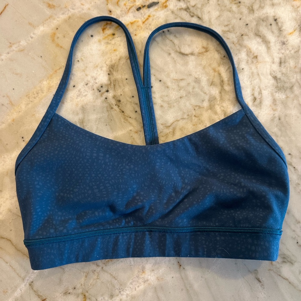 Lululemon sports bra